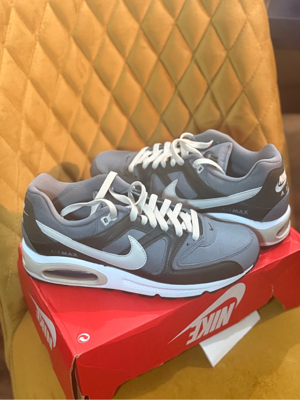 Nike Air Max Men's Gray and White Low-Top Sneakers